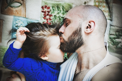 Skin to skin contact is also great for fathers.